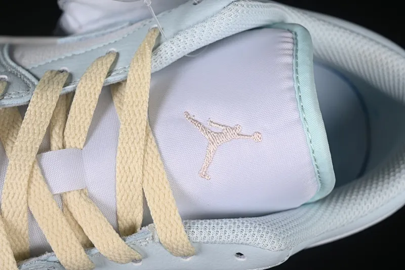 All categories Air Jordan Jordan series basketball shoes Air Jordan 1 Low Air Jordan 1 Low AJ1 Joe 1 mint blue low-top cultural and leisure sports sneakers HJ5999-400